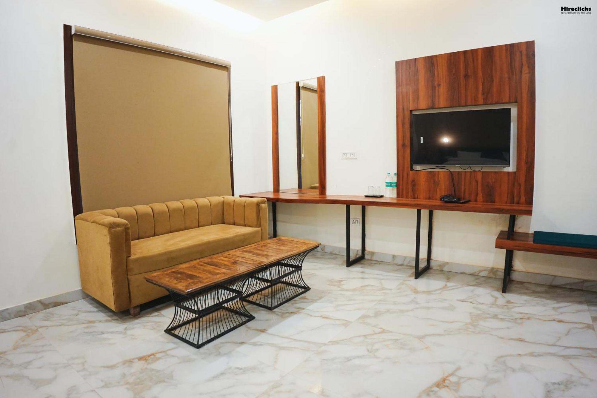 The Krati Resort & Convention Centre Bareilly Exterior foto